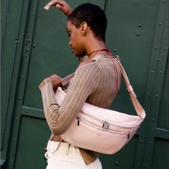 NWT Free People x Caraa Large Blush Pink Sling Bag - Picture 3 of 12